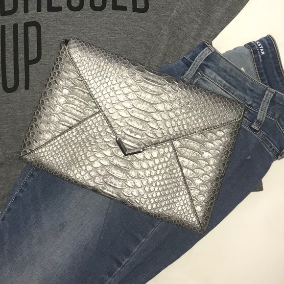 Stella & Dot Handbags - Stella & Dot Envelope style snakeskin clutch